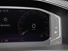 2022款 330TSI 两驱越享版