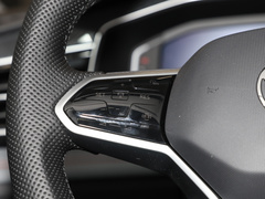 2022款 330TSI 两驱越享版