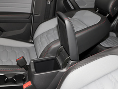 2022款 330TSI 两驱越享版