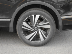 2022款 330TSI 两驱越享版