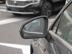 2022款 330TSI 两驱越享版