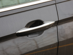 2022款 330TSI 两驱越享版
