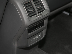 2022款 330TSI 两驱越享版