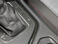 2022款 330TSI 两驱越享版