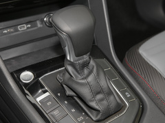 2022款 330TSI 两驱越享版
