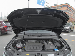 2022款 330TSI 两驱越享版