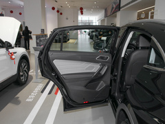2022款 330TSI 两驱越享版