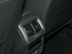 2022款 330TSI 两驱越享版