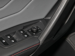 2022款 330TSI 两驱越享版