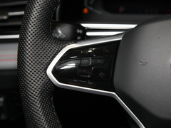 2022款 330TSI 两驱越享版
