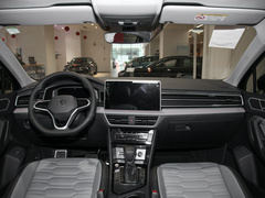 2022款 330TSI 两驱越享版