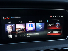 2022款 2.0T 智联旗领四驱版