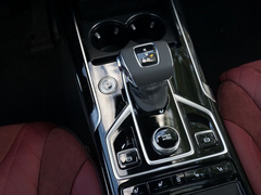 2022款 2.0T 智联旗领四驱版