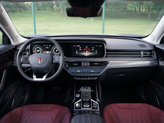 2022款 2.0T 智联旗领四驱版