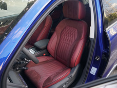 2022款 2.0T 智联旗领四驱版