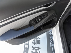 2022款 第4代 1.5L CVT旗舰型