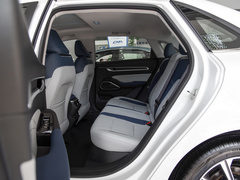 2022款 第4代 1.5L CVT旗舰型