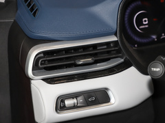 2022款 第4代 1.5L CVT旗舰型
