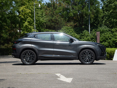 2022款 1.5T 卓越型