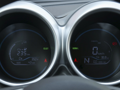 2022款 351km 标准型 三元锂