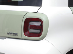 2022款 405km 长续航型 三元锂