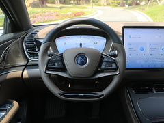 2021款 EV 标准续航版豪华型