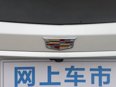 2025款 2.0T 六座四驱豪华行政经典版