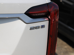 2022款 2.0T 七座四驱豪华型