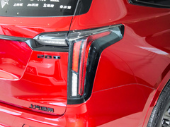 2022款 2.0T 六座四驱尊贵型