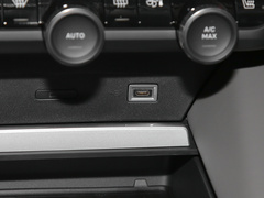 2021款 1.6T 领不凡