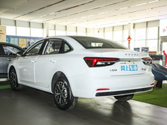 2021款 EV 500天幕尊享版
免税
