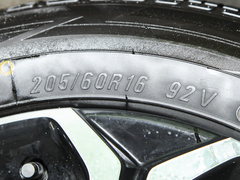 2021款 EV 500天幕尊享版
免税
