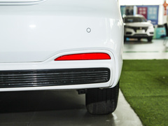2021款 EV 500天幕尊享版
免税
