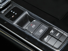 2021款 EV 500天幕尊享版
免税
