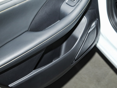 2021款 EV 500天幕尊享版
免税
