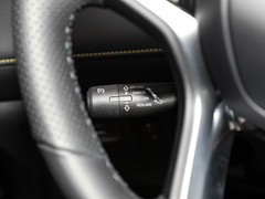 2021款 EV 500天幕旗舰版
免税
