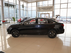 2021款 EV 500天幕旗舰版
免税
