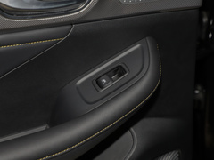 2021款 EV 500天幕旗舰版
免税
