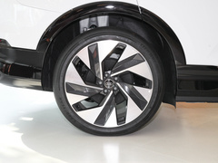 2022款 40 e-tron 星耀型 机甲套装