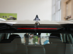 2022款 2.0T 自动有为尊荣版