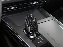2022款 2.0T 自动有为尊荣版