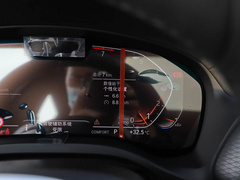 2022款 xDrive30i 尊享型 M曜夜套装