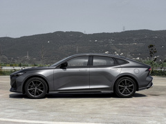 2022款 1.5T 智慧领航型
