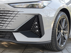 2022款 1.5T 智慧领航型