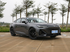 2022款 1.5T 智慧领航型