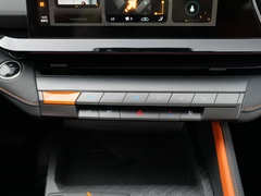 2022款 1.5T 智慧领航型