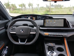 2022款 1.5T 智慧领航型