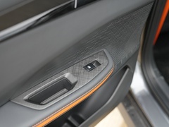 2022款 1.5T 智慧领航型