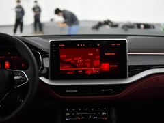 2022款 TSI330 两驱奢享版