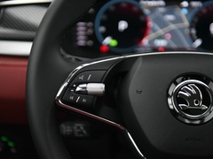 2022款 TSI330 两驱奢享版